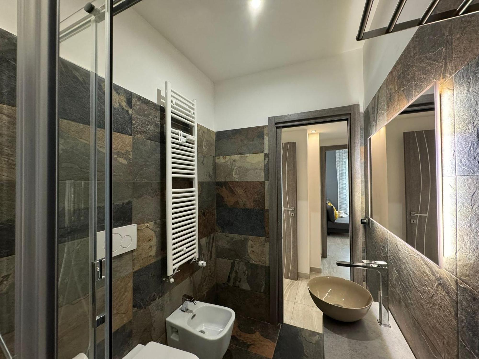 Appartamento Elegant Escape By Ionio Metro Roma